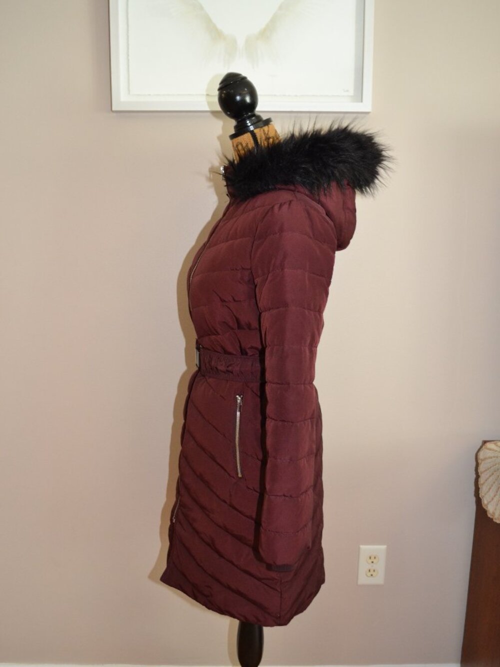 Express Maroon Belted Long Puffer Coat w Detachable Faux Fur Hood sz Small - Picture 7 of 13